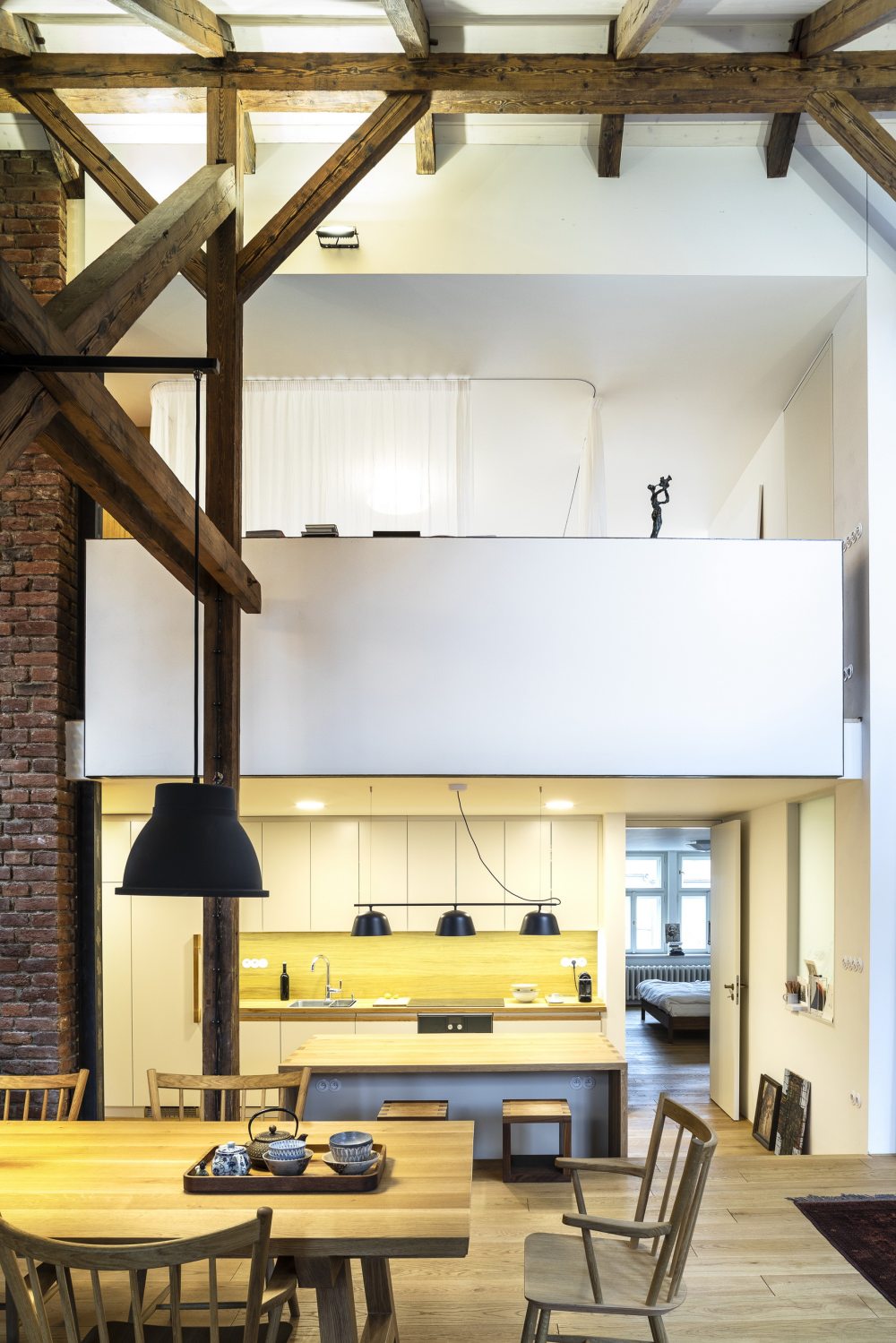 复古与现代交融的捷克公寓设计-22