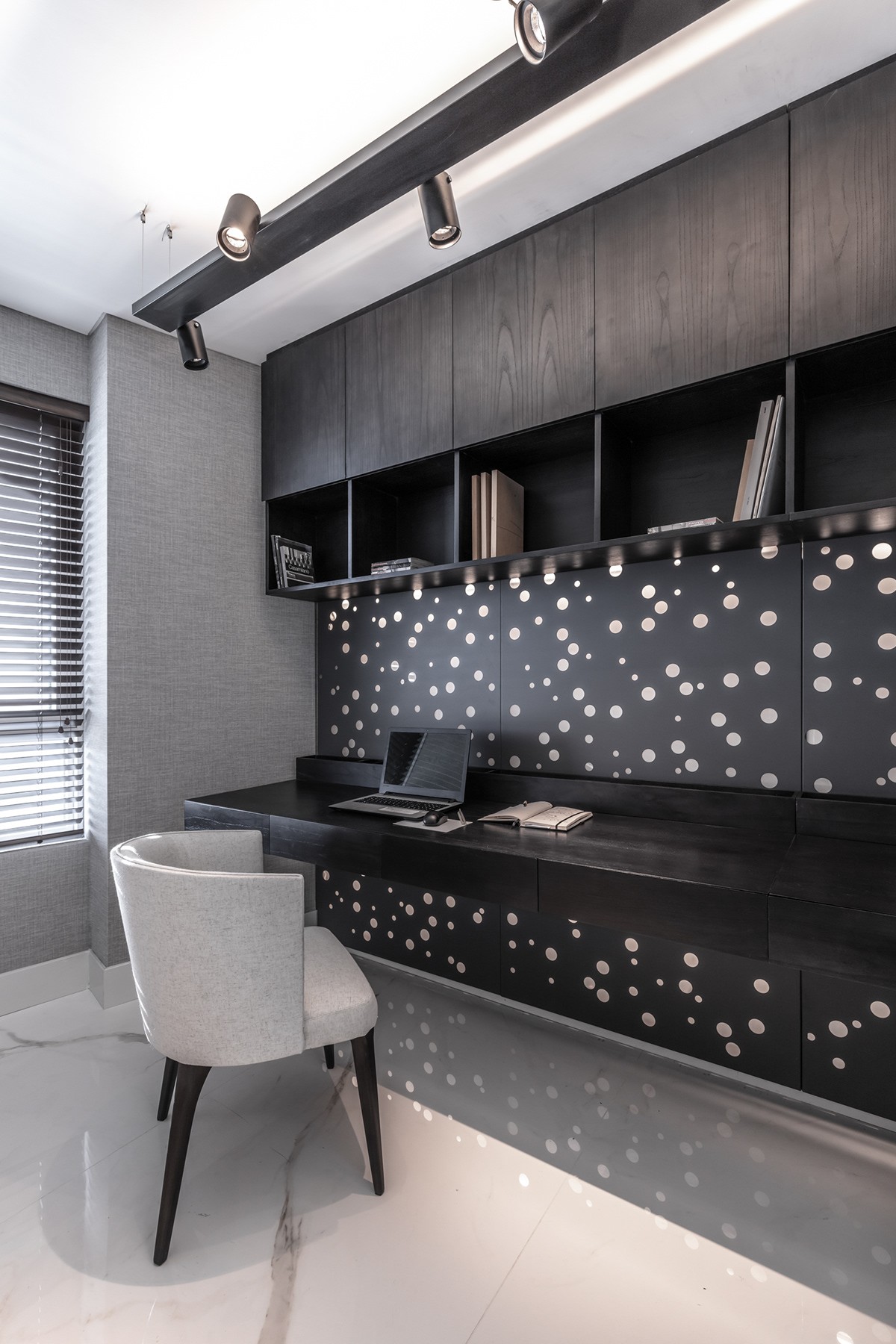 简洁白+高级灰 高级质感公寓设计-16