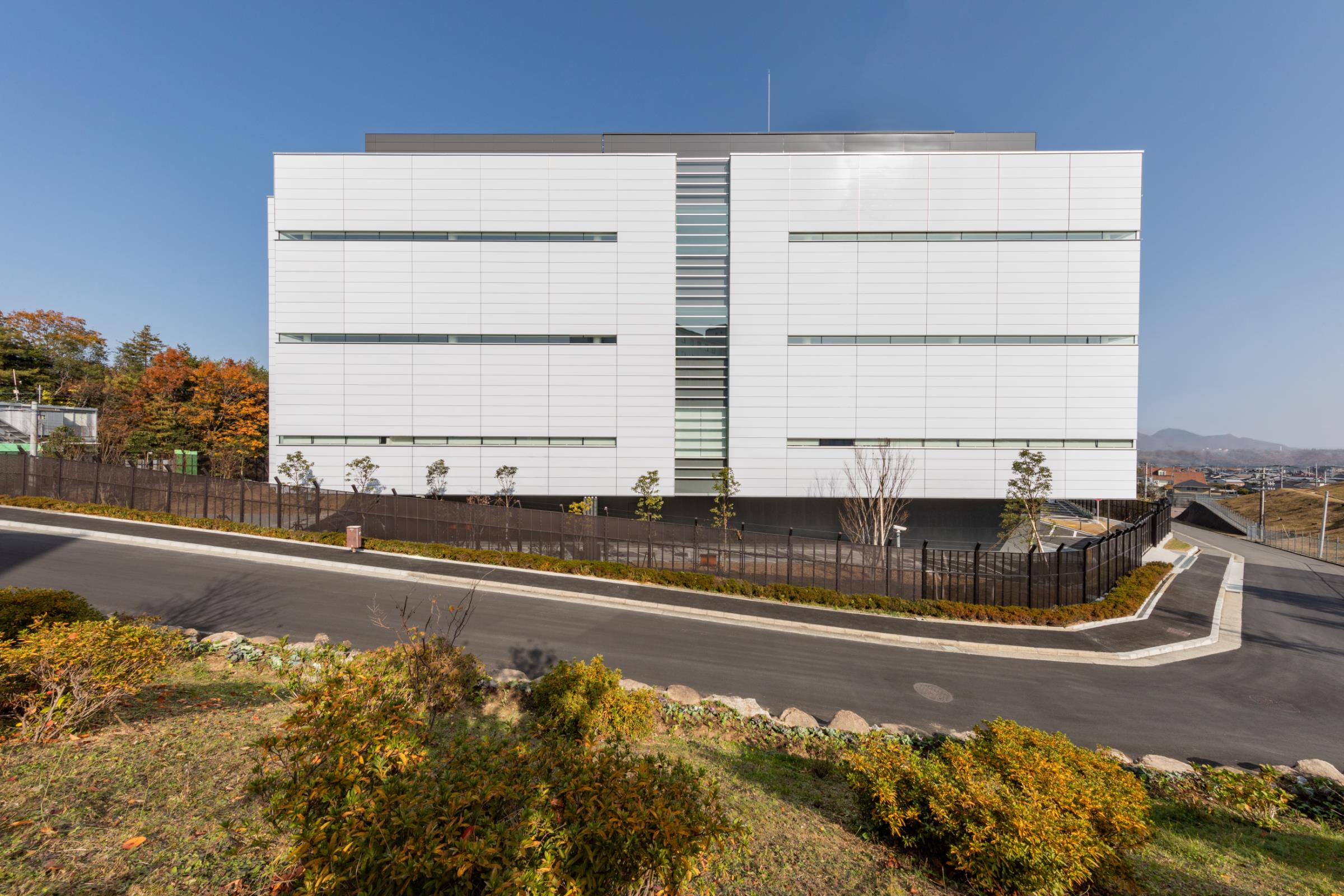 SCSK netXDC三田第二中心 | 办公 | Projects | NIKKEN SEKKEI LTD-5