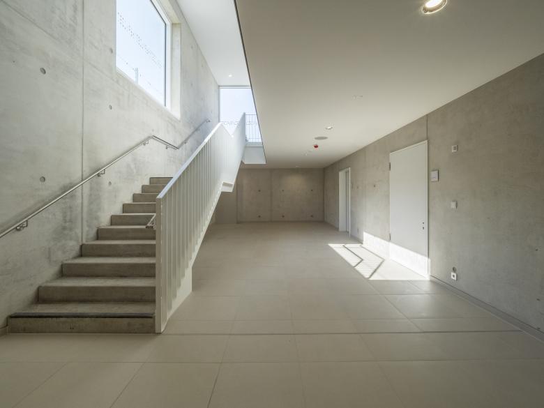 格拉斯布伦的体育馆丨德国-10