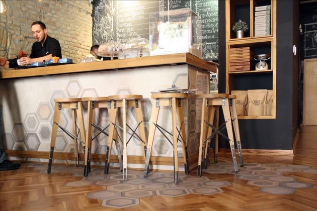 旧诺维萨德房屋改造咖啡馆丨埃及亚历山大丨Jelena Stanojević（建筑师）-26