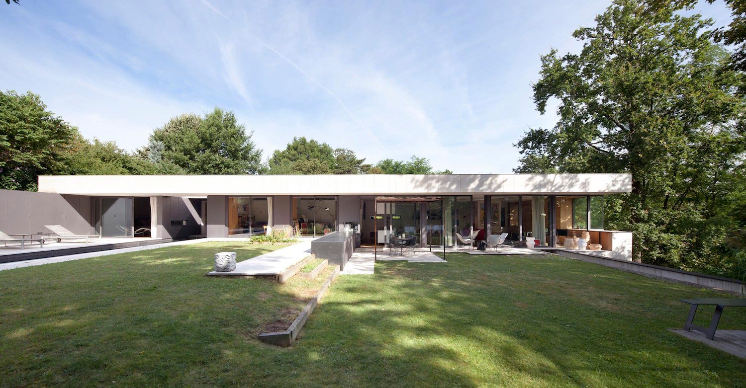 法国 Charbonnières les Bains 自然光住宅-15