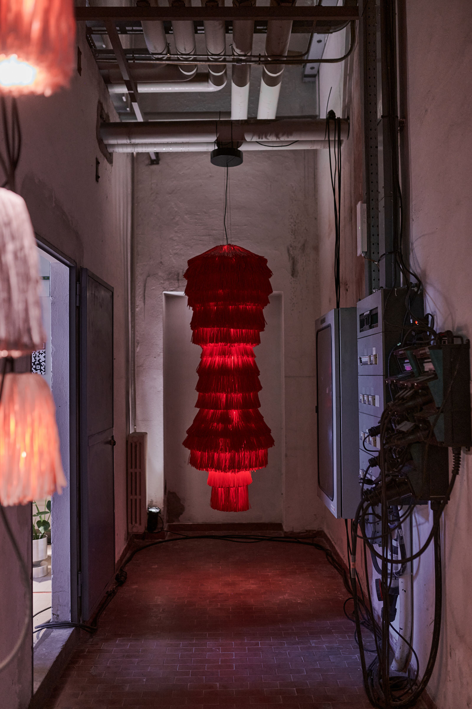 米兰设计周 | 复古未来主义,穿越时空的设计魅力-47