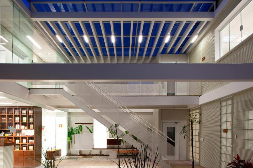 巴西圣保罗 Casa Natura 展示中心 | 环保可持续的创新商业设计-12