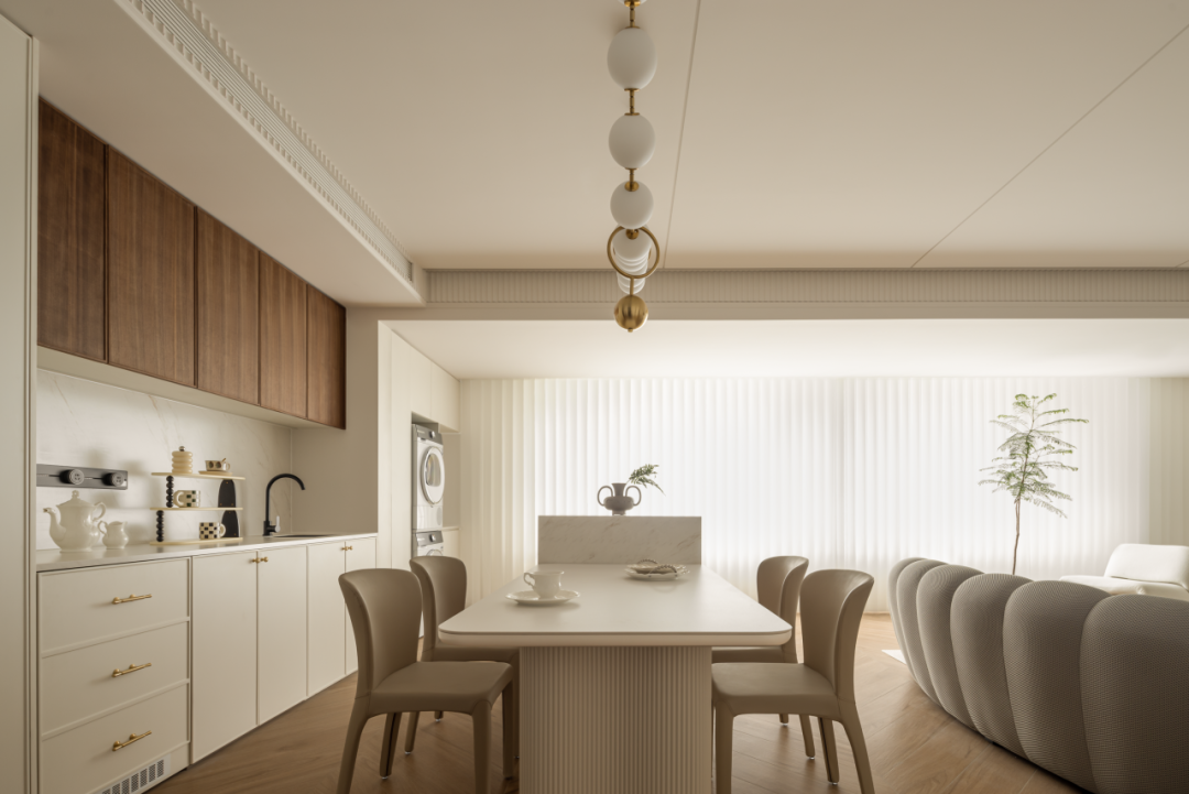 现代法式 · 舒适温馨空间-18