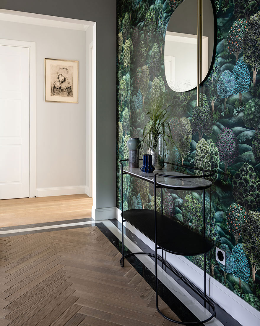 莫斯科现代经典公寓，大胆花墙纸成亮点-20