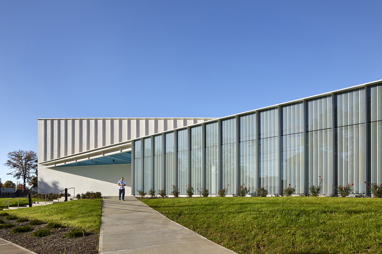 纽瓦克住房管理局 TREC 中心-7