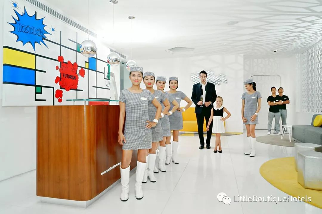 巴厘岛"Luna2"酒店 | 复古未来主义的室内设计盛宴-1