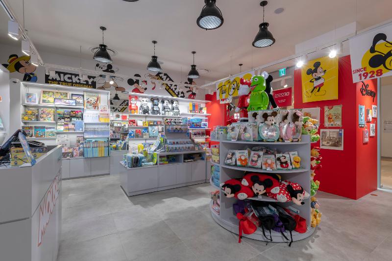 梦幻迪士尼商店，展现品牌魅力的 25 平米空间设计-5