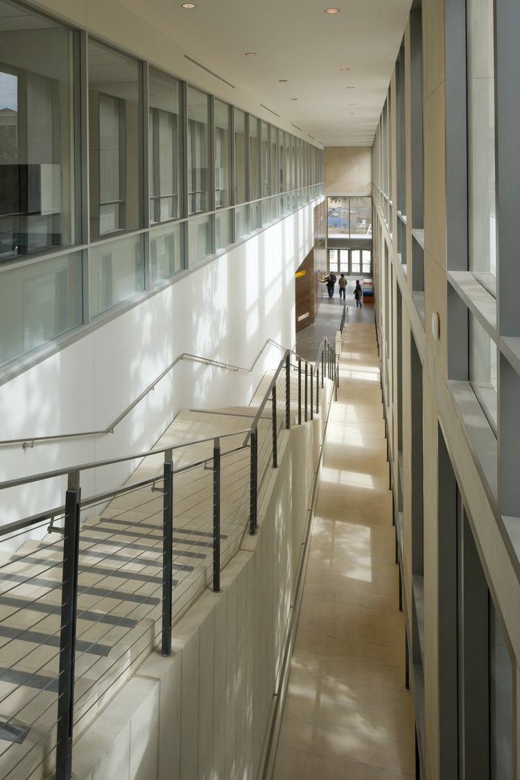 诺曼·哈克曼大楼-2