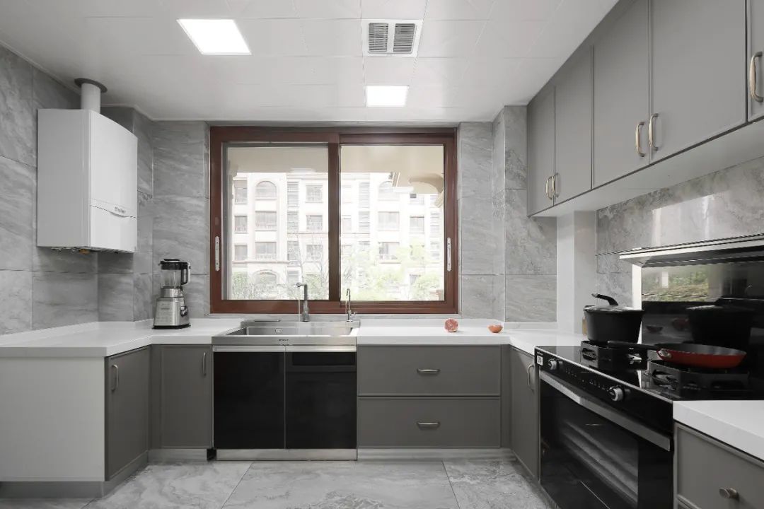 鹭岛荣府 220㎡现代美式轻奢家，温馨实用又充满艺术气息-57