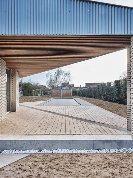 三角之家——灵动空间与自然的和谐共舞-12