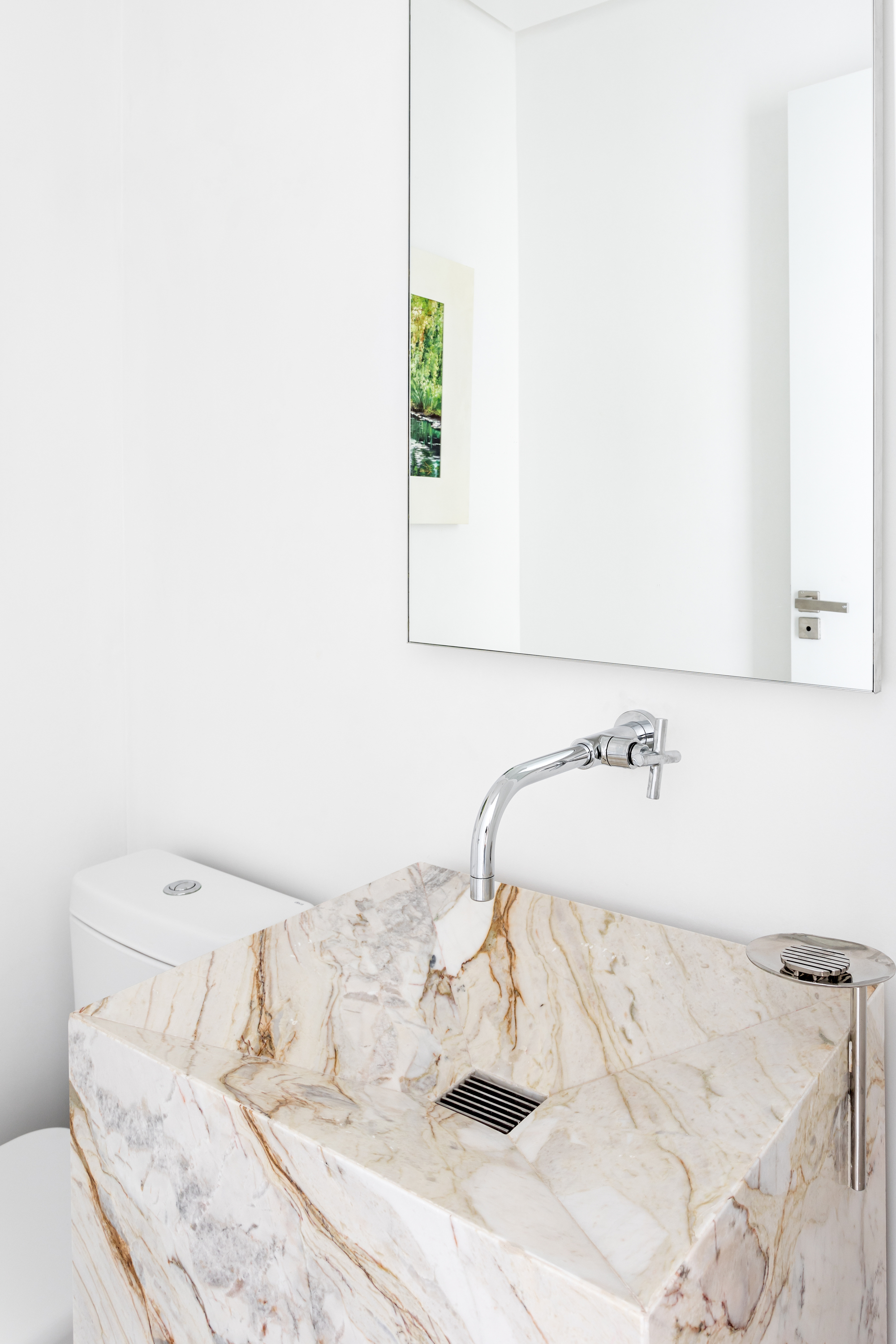 Praia Mansa Apartment / Leandro Garcia-25