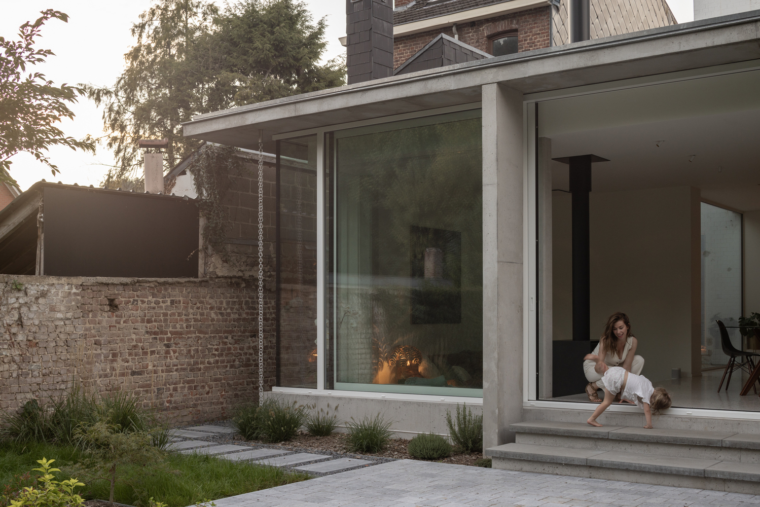 比利时河畔住宅重生-13