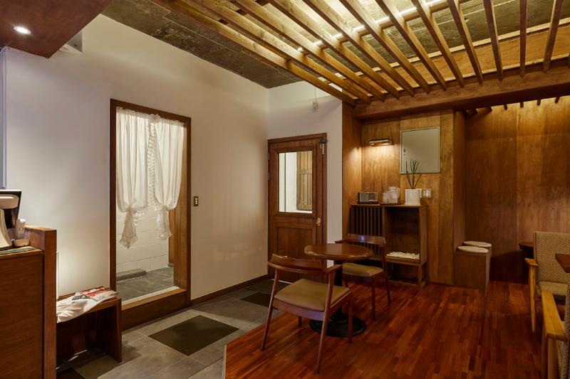 复古风情 14 坪小咖啡馆，打造温馨空间-5