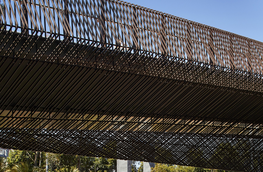 Tanderrum Pedestrian Bridge John Wardle Architects + NADAAA + Oculus-32