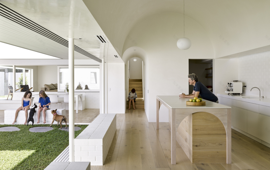 布里斯班陡峭场地上的生活复兴-25