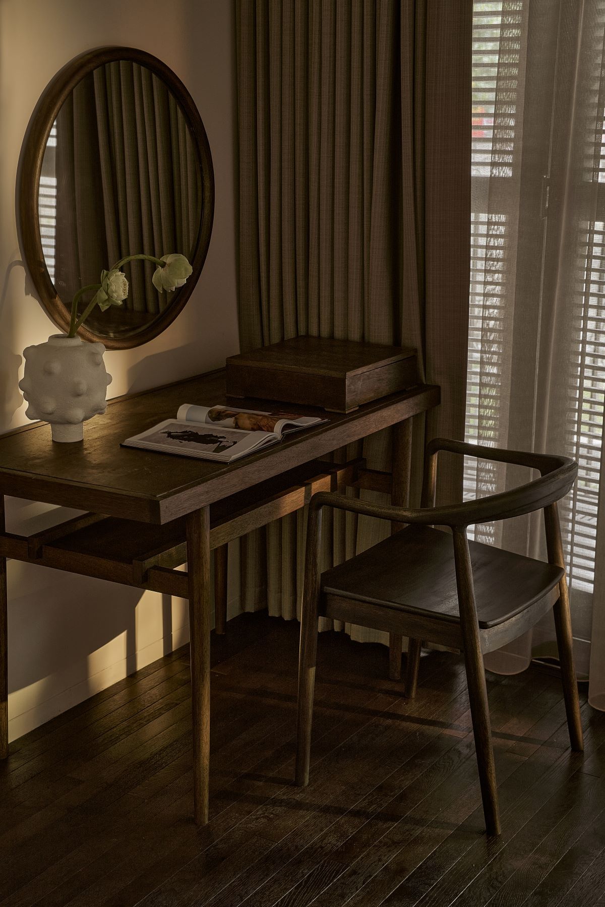 现代与传统共生，打造城市中的宁静绿洲-48