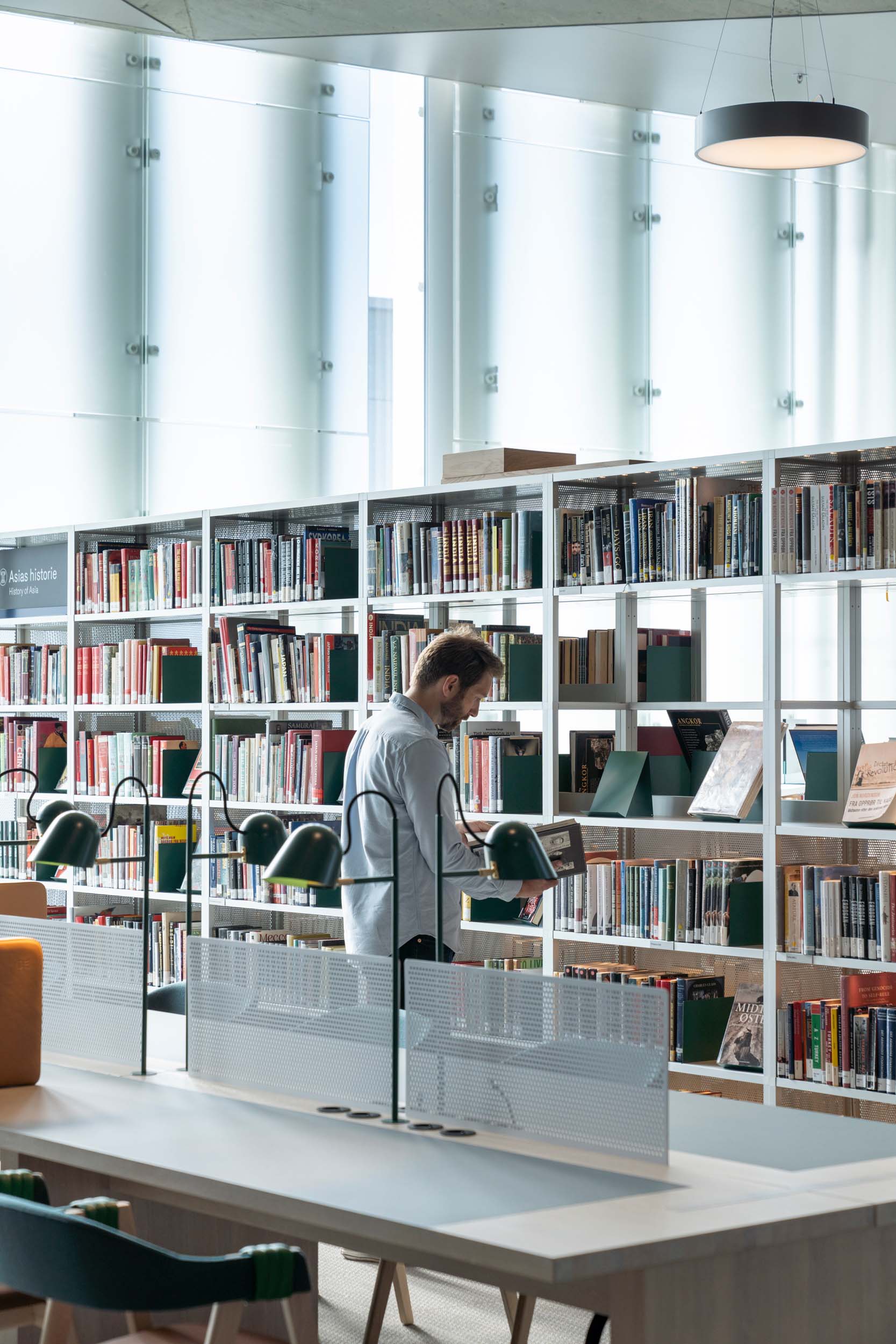 戴克曼媒体中心（注：Deichman可能是特定名称，音译为戴克曼；Mediestativet结合常见构词推测为媒体中心，但需结合具体语境，若该名称有特定固定译法，此翻译可能不准确） 丨Scenario与Bico合作-19