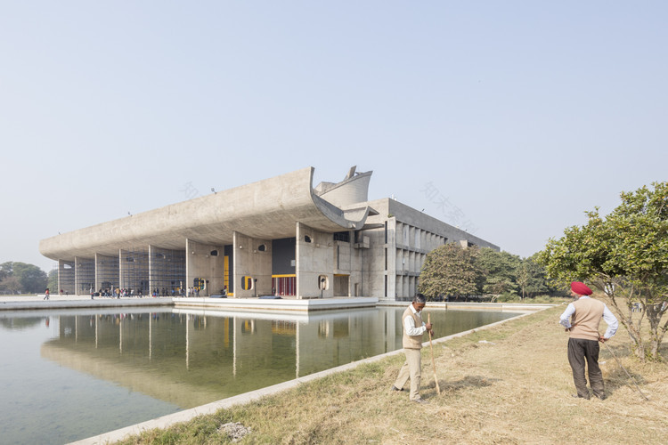 勒·柯布西耶的昌迪加尔奇迹 | 现代与传统的完美融合-10