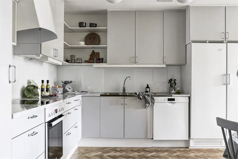 开放式卧室巧变双功能办公空间-14