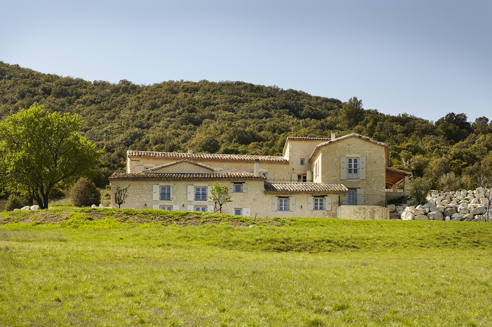 法国南部旧丝绸农场-2