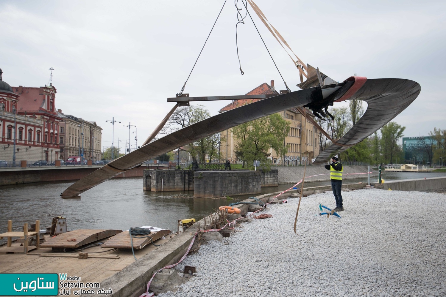 钢结构拱形展馆NAWA丨波兰弗罗茨瓦夫丨Oskar Zieta团队-27