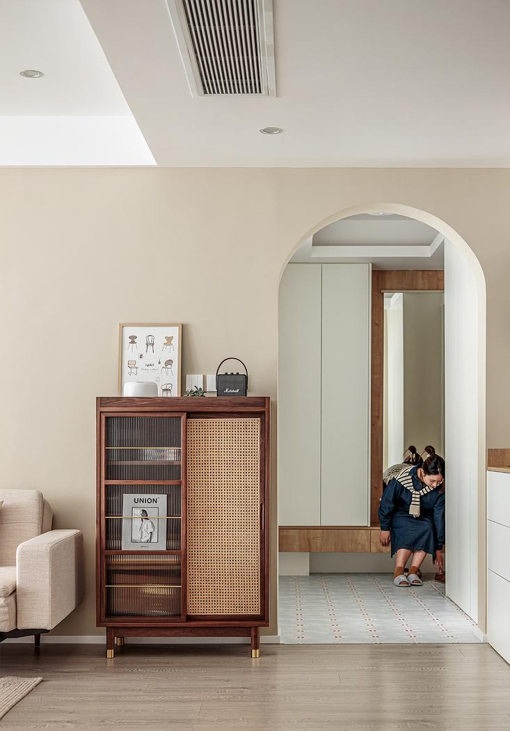 温暖秋日之家 · 二手房高饱和墙绘改造-15