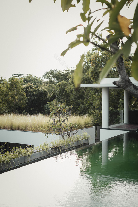 Private Villa in Ungasan Rafael Miranti Architects-32