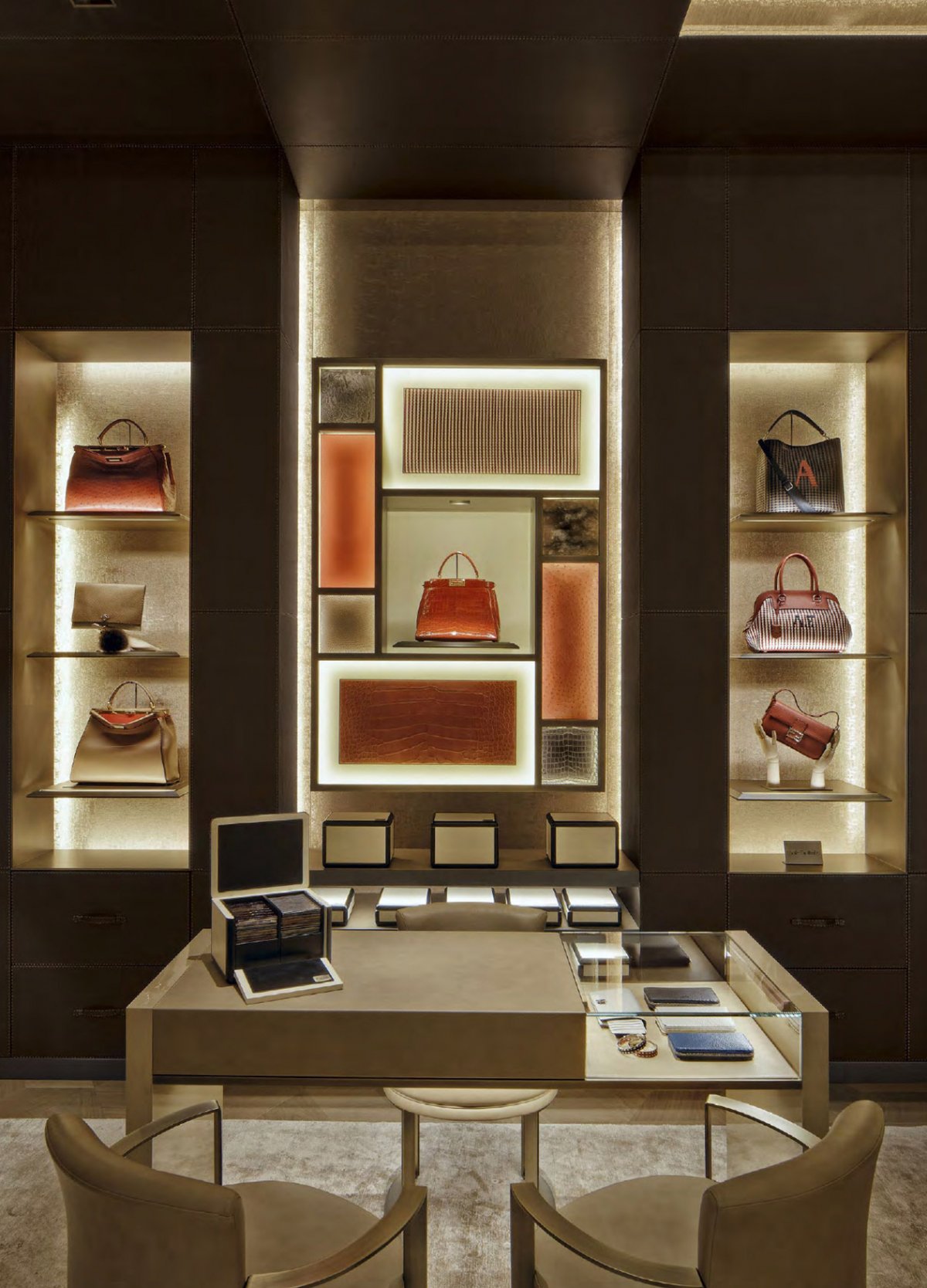 米兰 Fendi 旗舰店-19