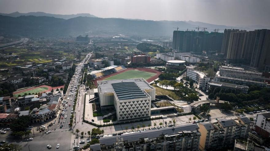 龙泉中学体育馆(第31届世界大学生夏季运动会配套篮球训练馆)丨中国成都丨中国建筑西南设计研究院有限公司-14