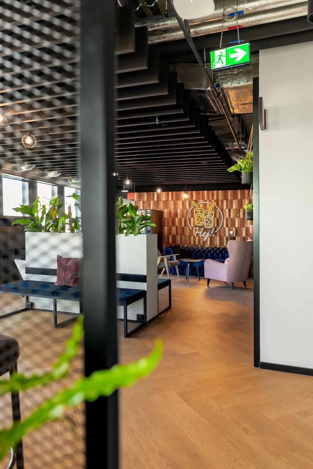 波兰卡托维兹普华永道服务交付中心办公室设计丨The Design Group-28