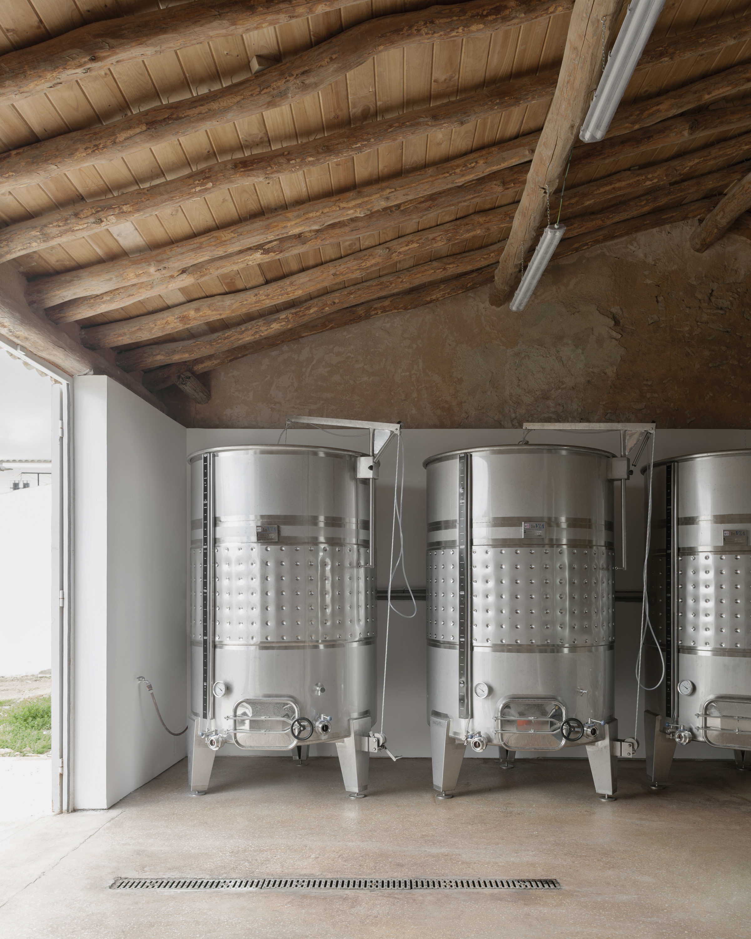 杜萨特·佩德隆酒庄的再生设计-11