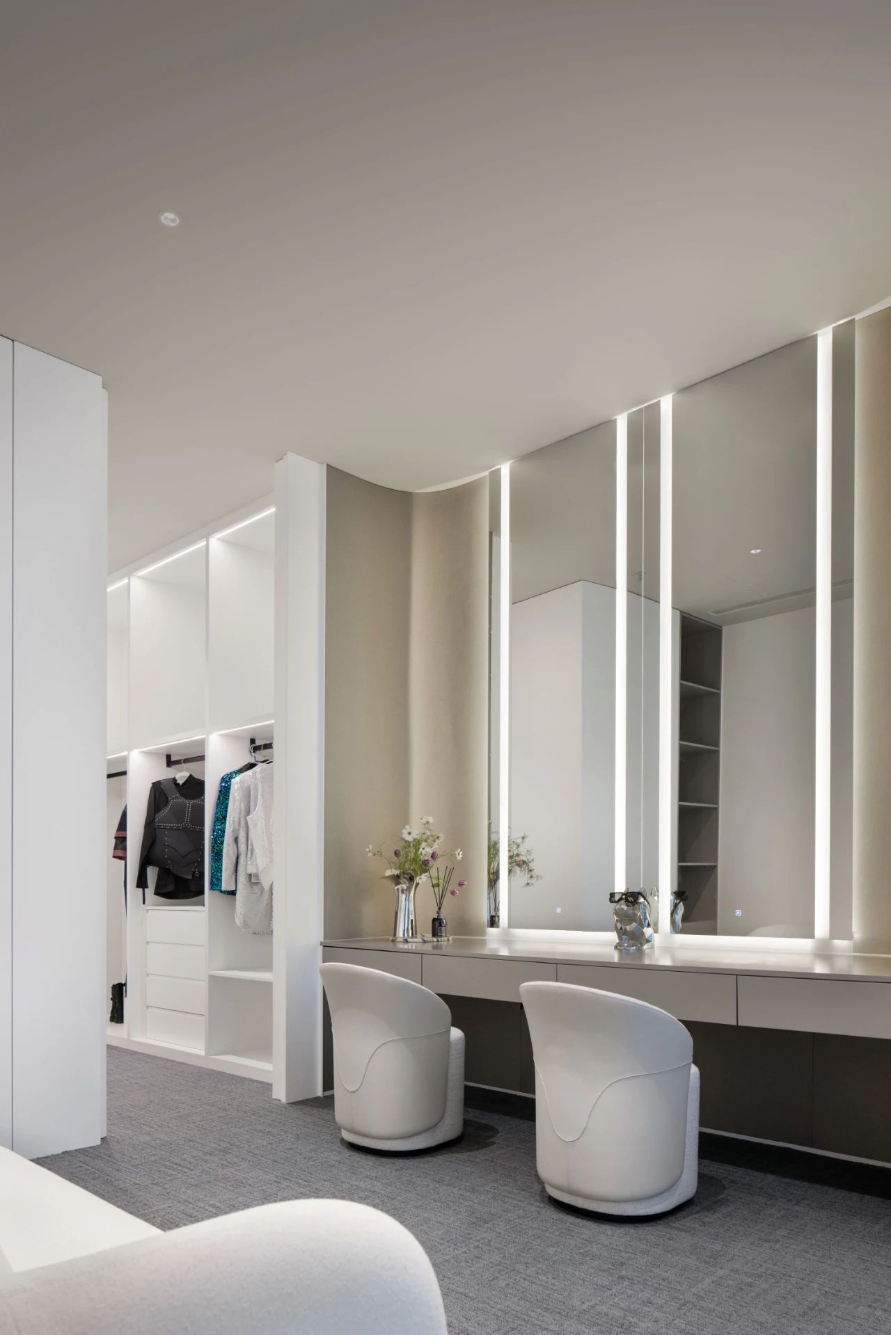 英明向太多媒体办公室丨时上建筑.沈墨-45