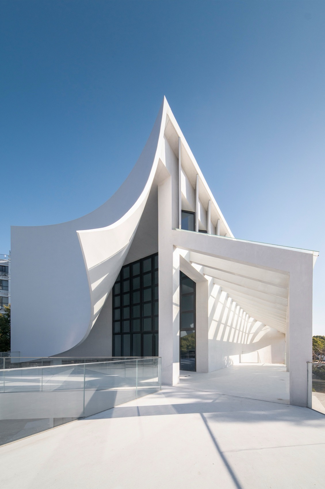 垂虹小筑:苏州吴江婚礼堂丨中国苏州丨南沙原创建筑设计工作室等多家单位-99