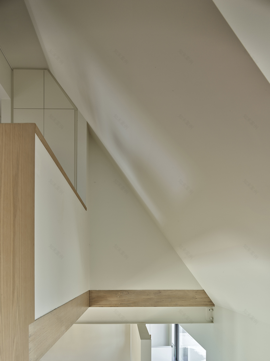 伊娃的房子丨MRTN 建筑事务所-11