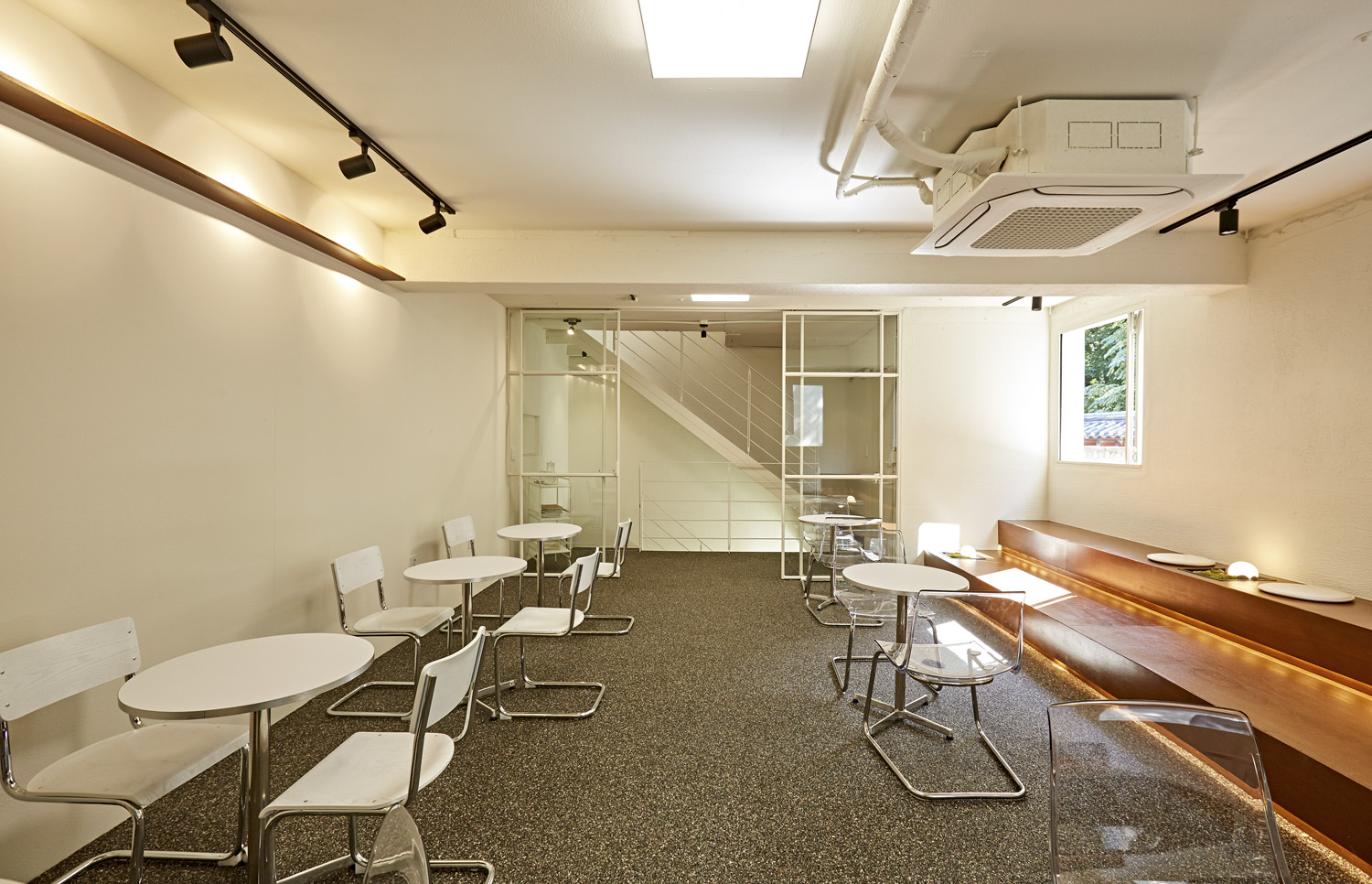 30 平现代简约咖啡厅设计，诠释极简美学-9