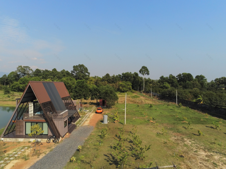 OOST Kampville 集装箱小屋丨泰国那空那育丨TJOB-9