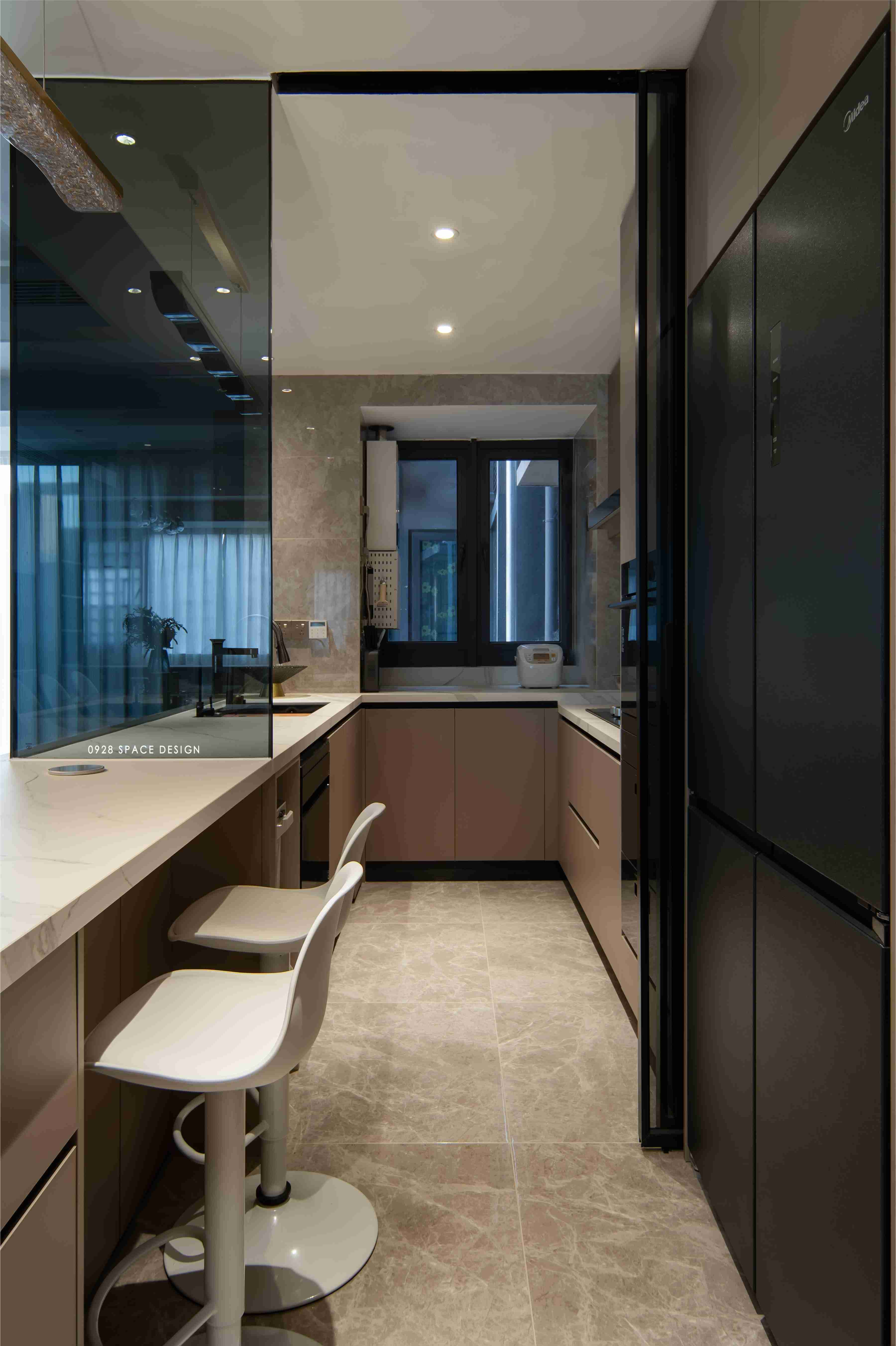 现代轻奢亲子房设计-20