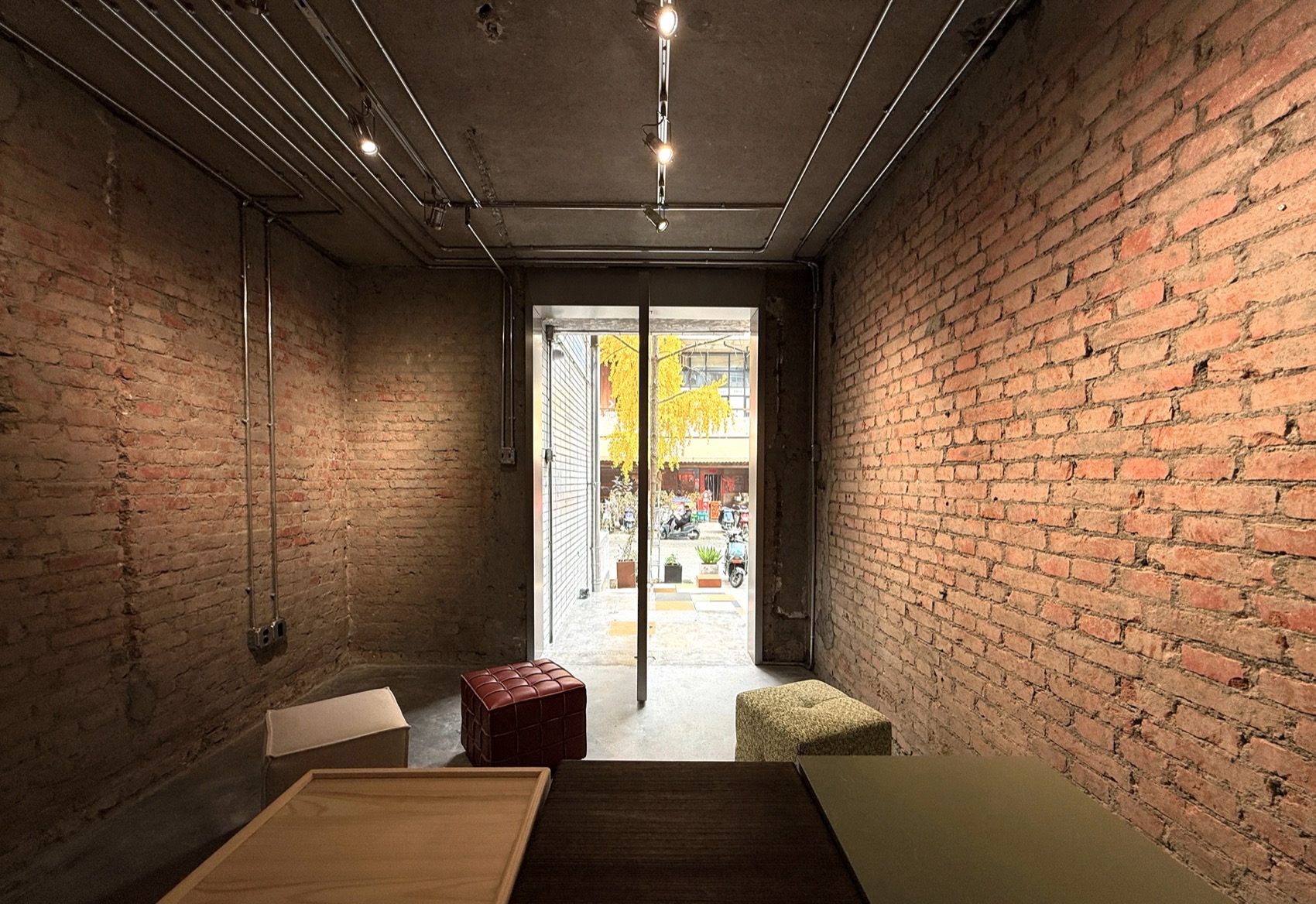 BOXES窄厅丨中国成都丨成都越空间建筑设计有限公司-54
