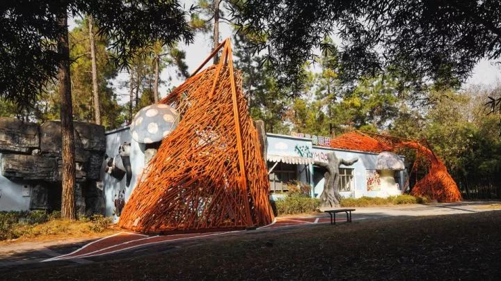 沈阳建筑大学“生长中的熊猫舞台” | 竹构与场地的共生设计-33