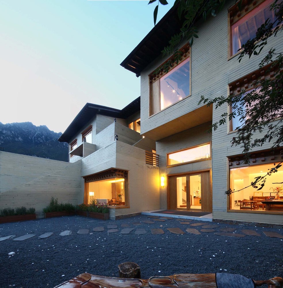 西藏嘎玛溪卡民宿丨中国西藏丨hyperSity Architects-24