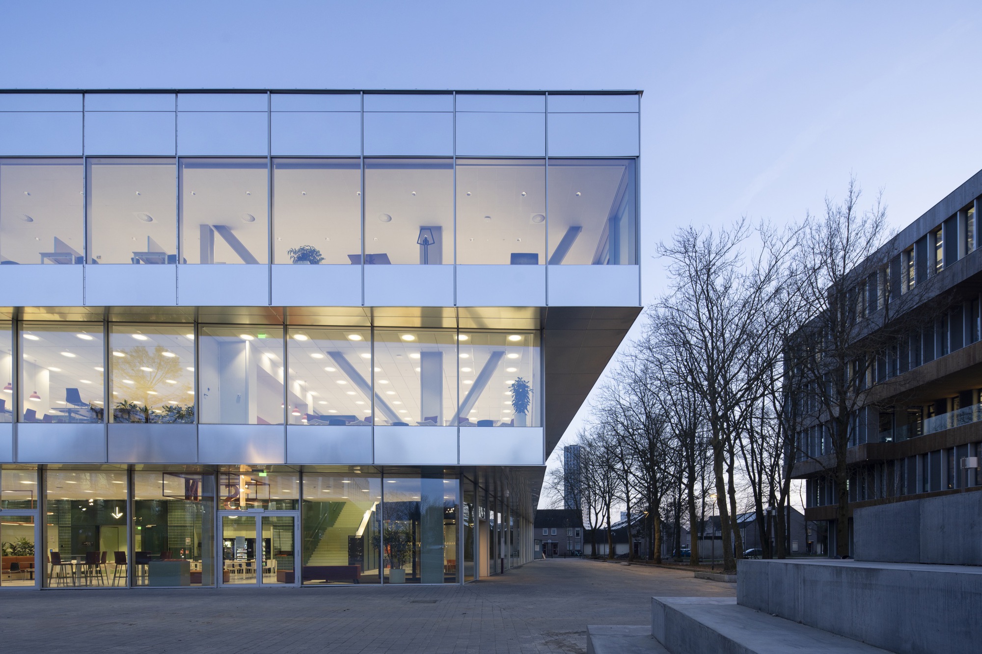 Fontys Hogescholen's Rachelsmolen Campus / Barcode Architects + Nudus + Hollandse Nieuwe + OKRA-25