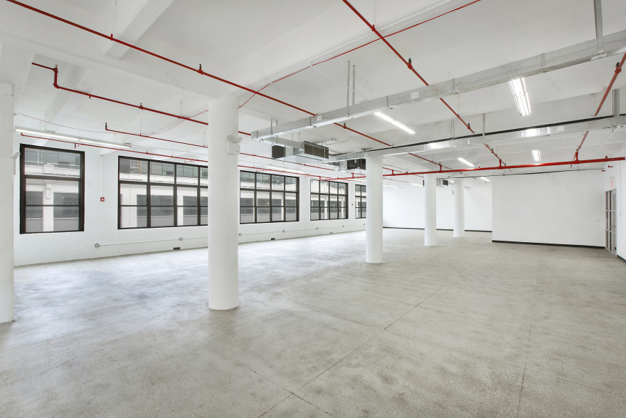 翻新转型 | 纽约长岛市 47-10 - 47-16 Austell Place 商业办公设计-12