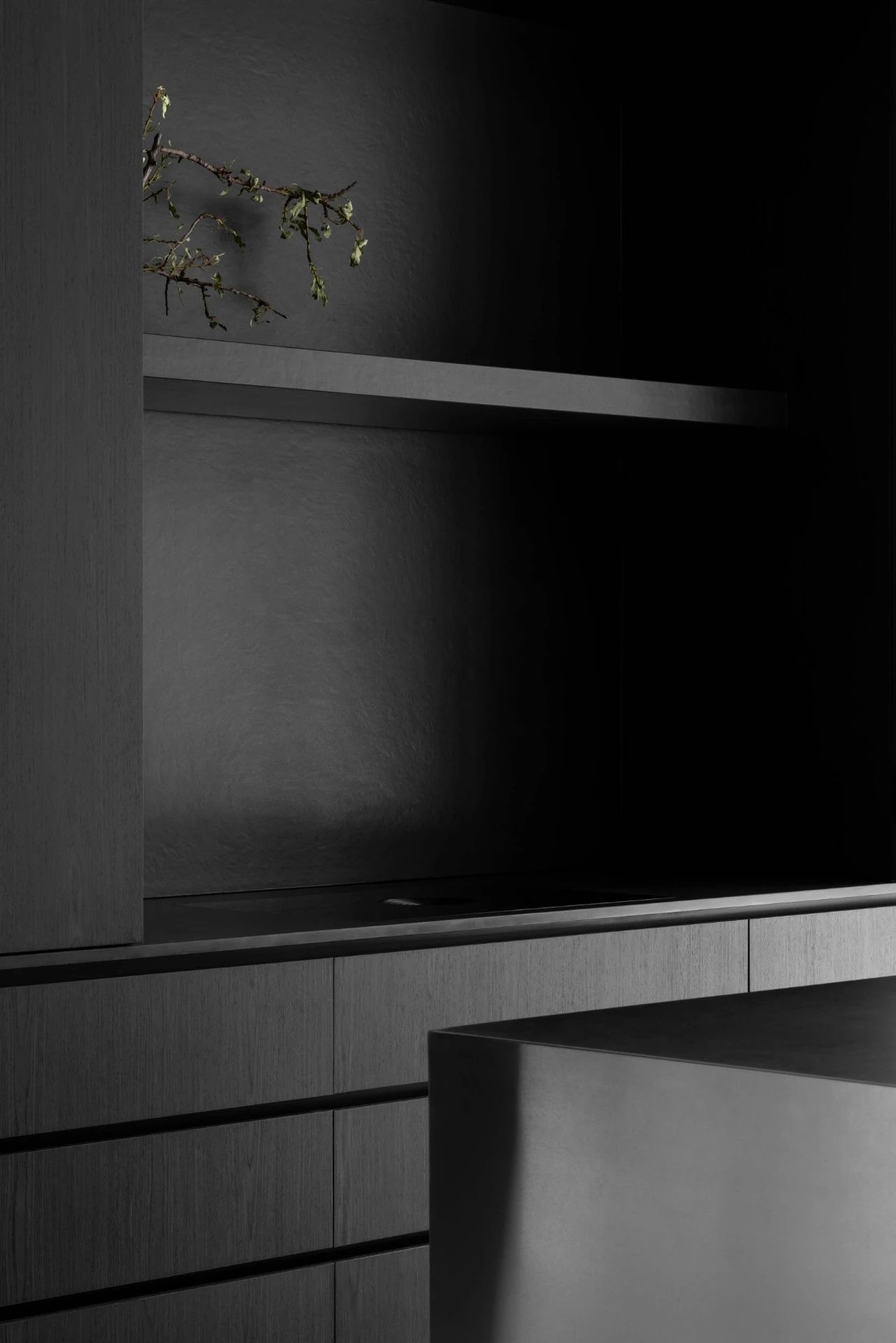 新旧融合的单色住宅丨澳大利亚墨尔本丨C.Kairouz Architects-24