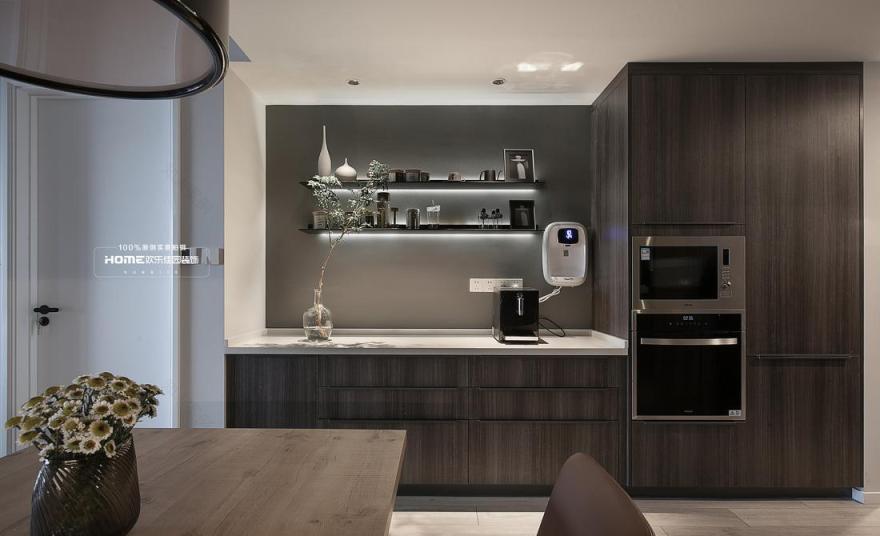 深色理性空间的温馨之家丨欢乐佳园装饰-2