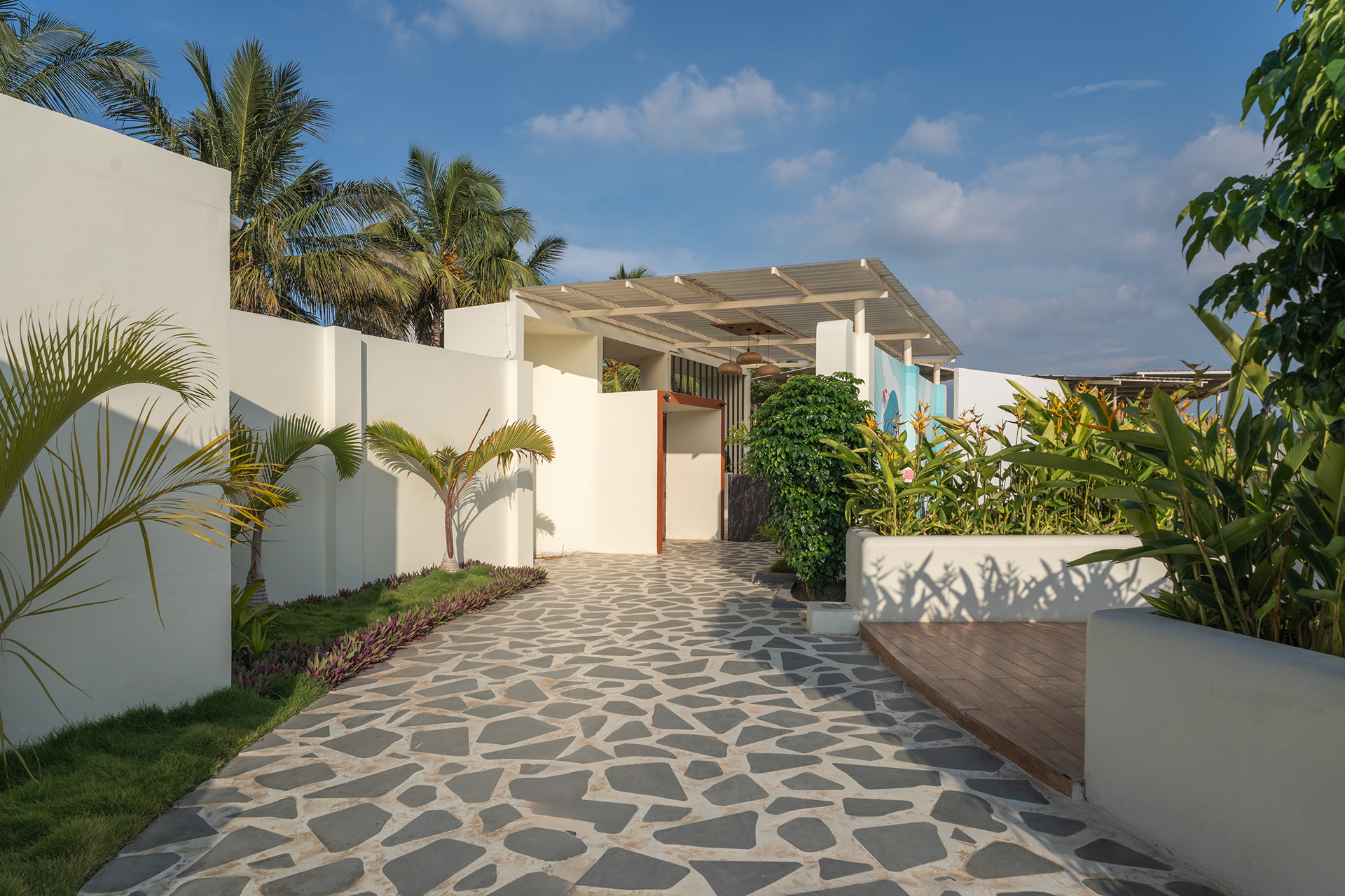 露台餐厅丨KARTHIK ARCHITECTS-28