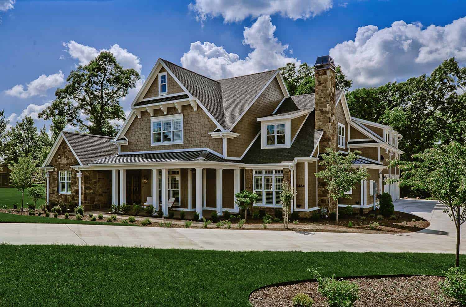 Welcoming craftsman style home with farmhouse touches in Arkansas-1