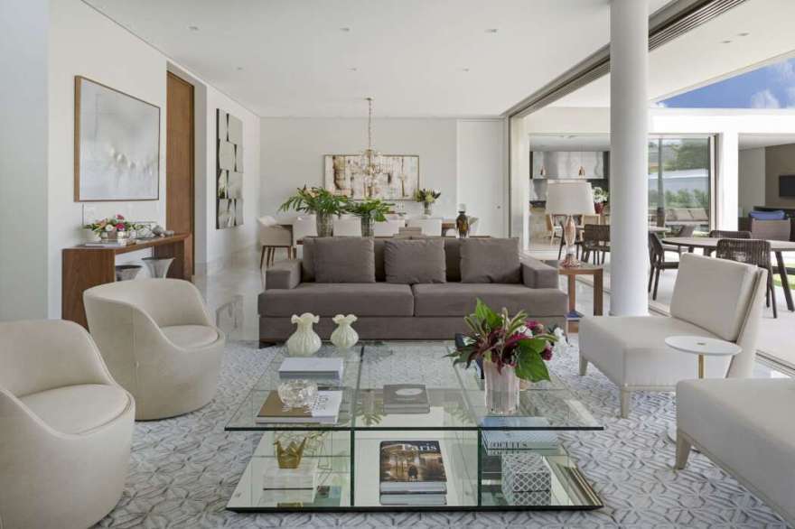 巴西现代 L 型住宅,融入花园的优雅与宁静-3