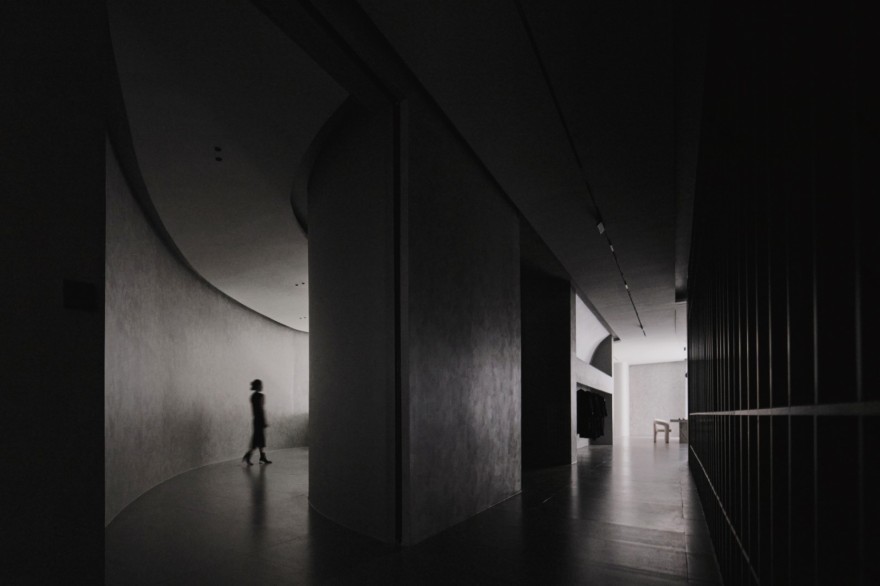 空间承载未来 · 五集服装展厅设计-23